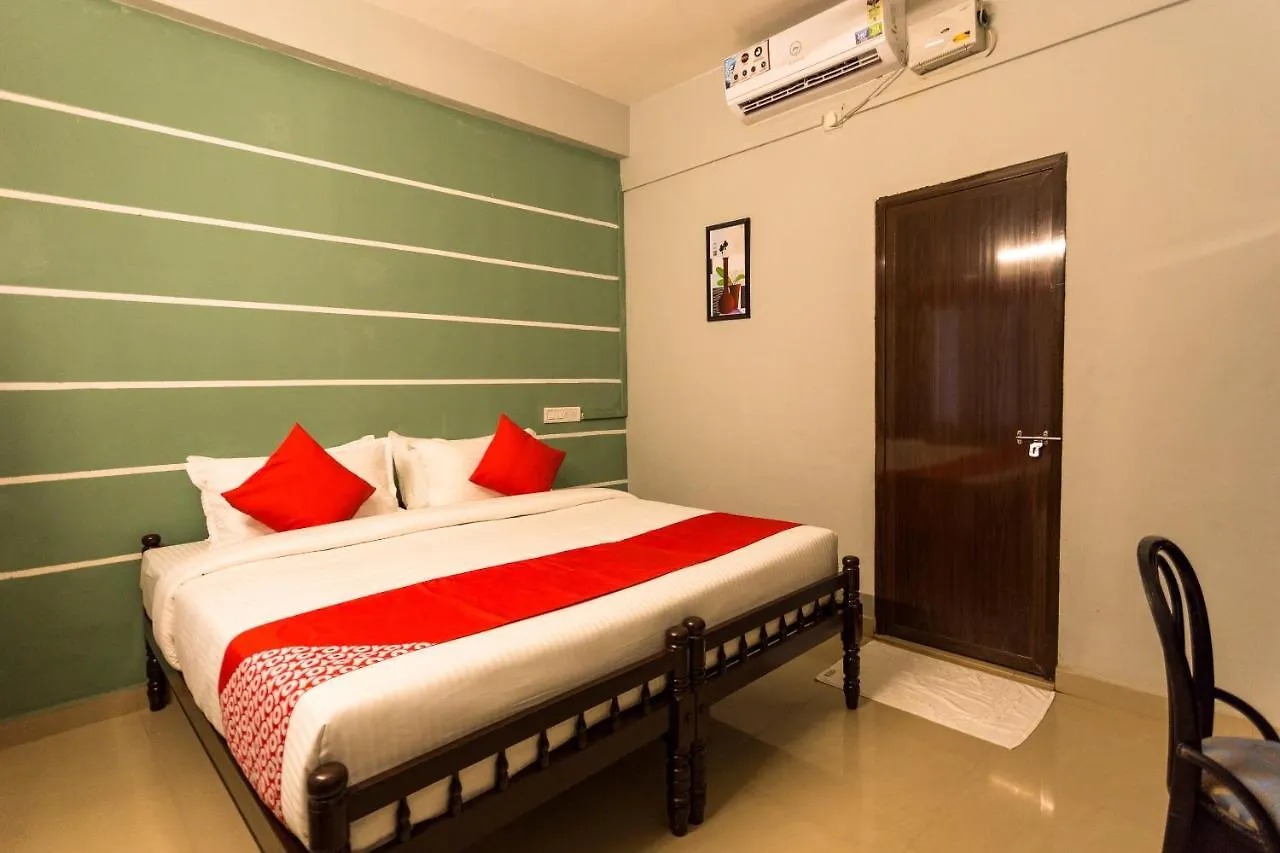 Oyo 15598 Cochin Airport Hotel Nedumbassery