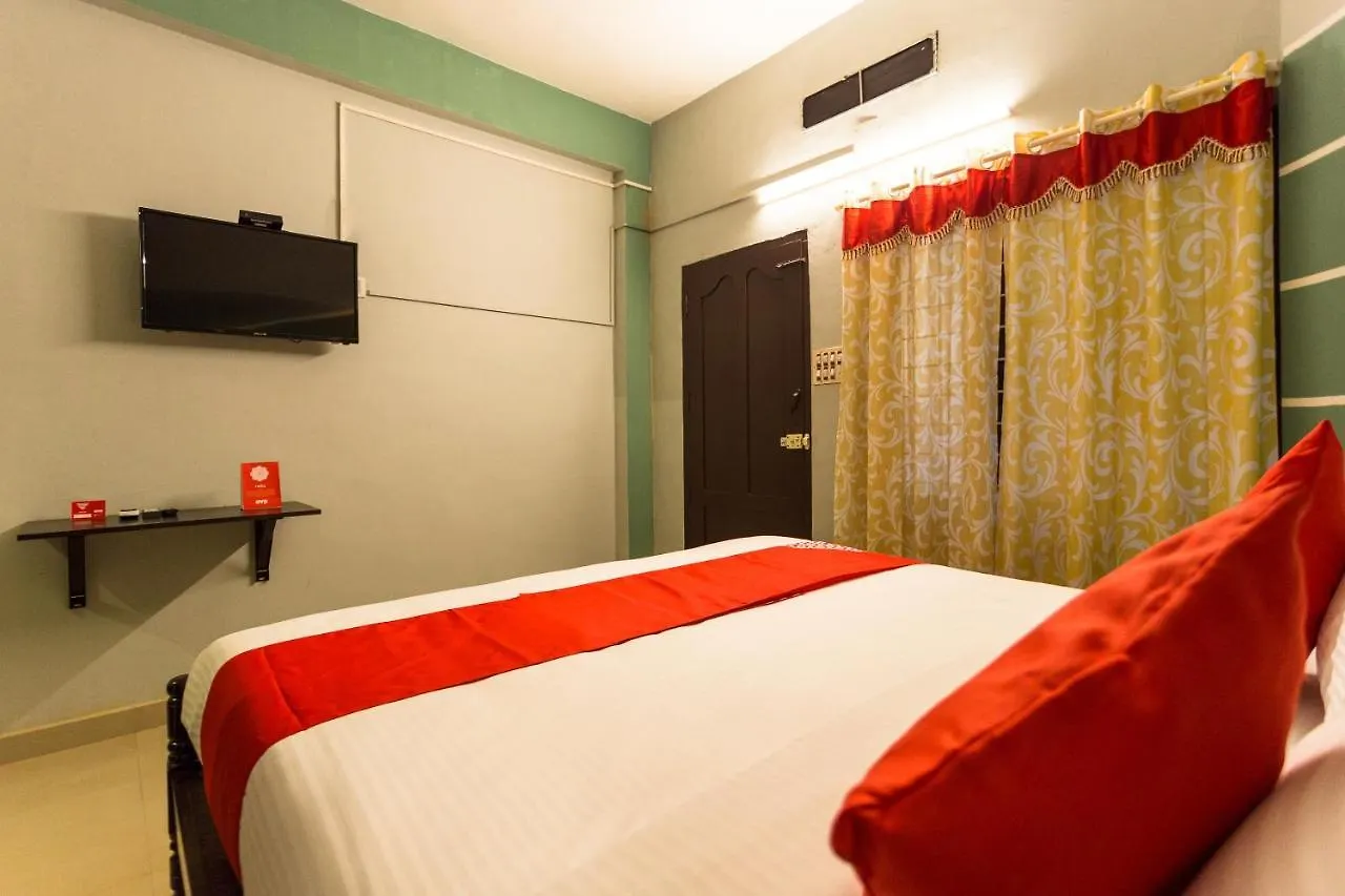 ***  Oyo 15598 Cochin Airport Hotel Nedumbassery India