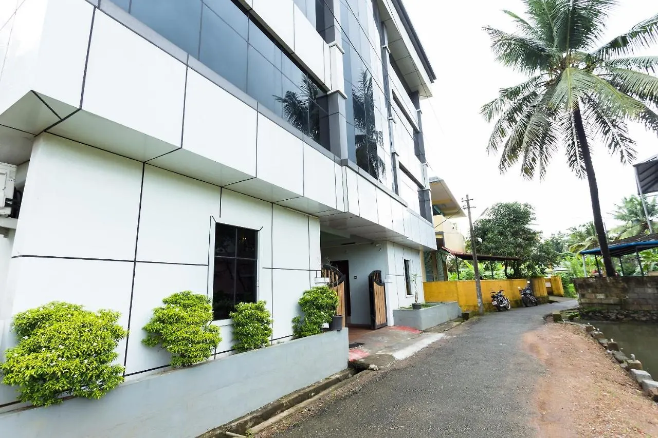 Oyo 15598 Cochin Airport Hotel Nedumbassery