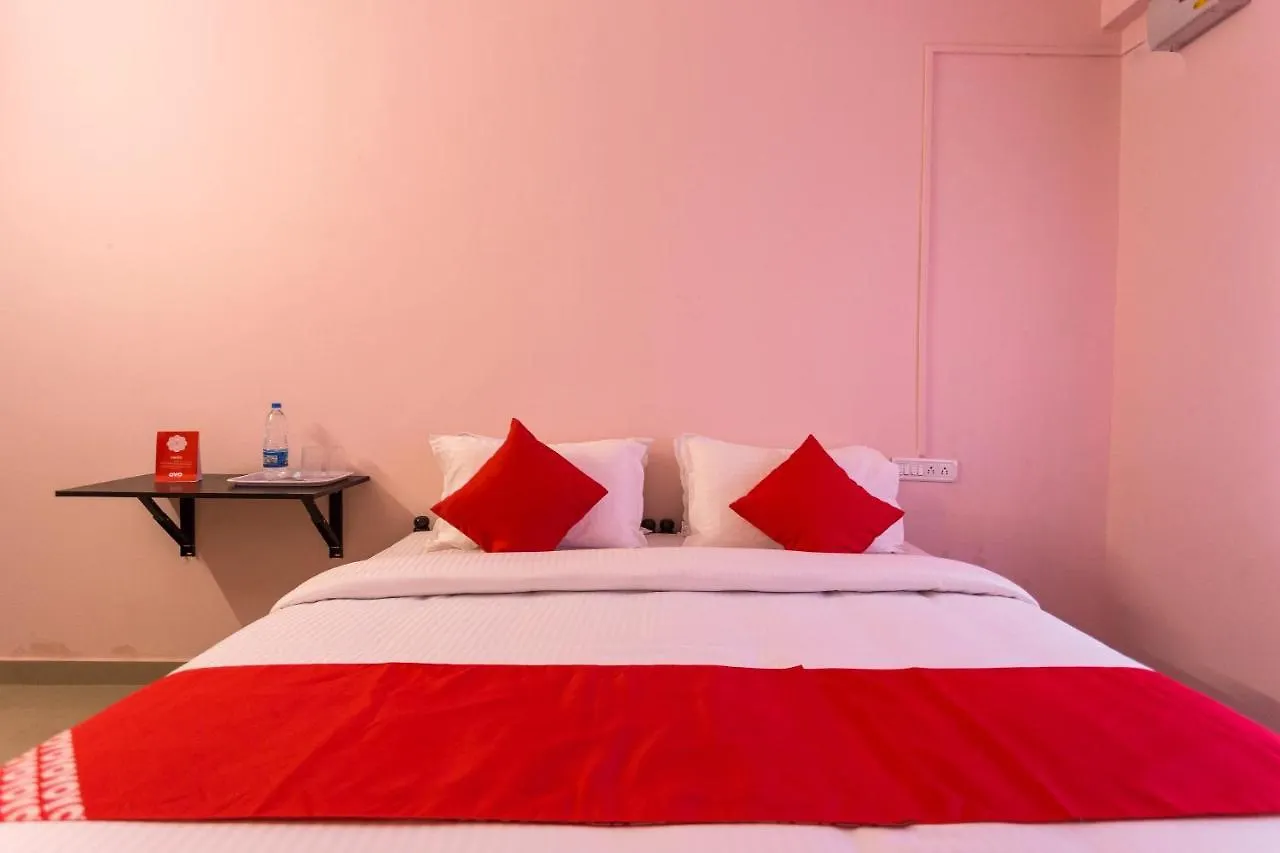 Oyo 15598 Cochin Airport Hotel Nedumbassery