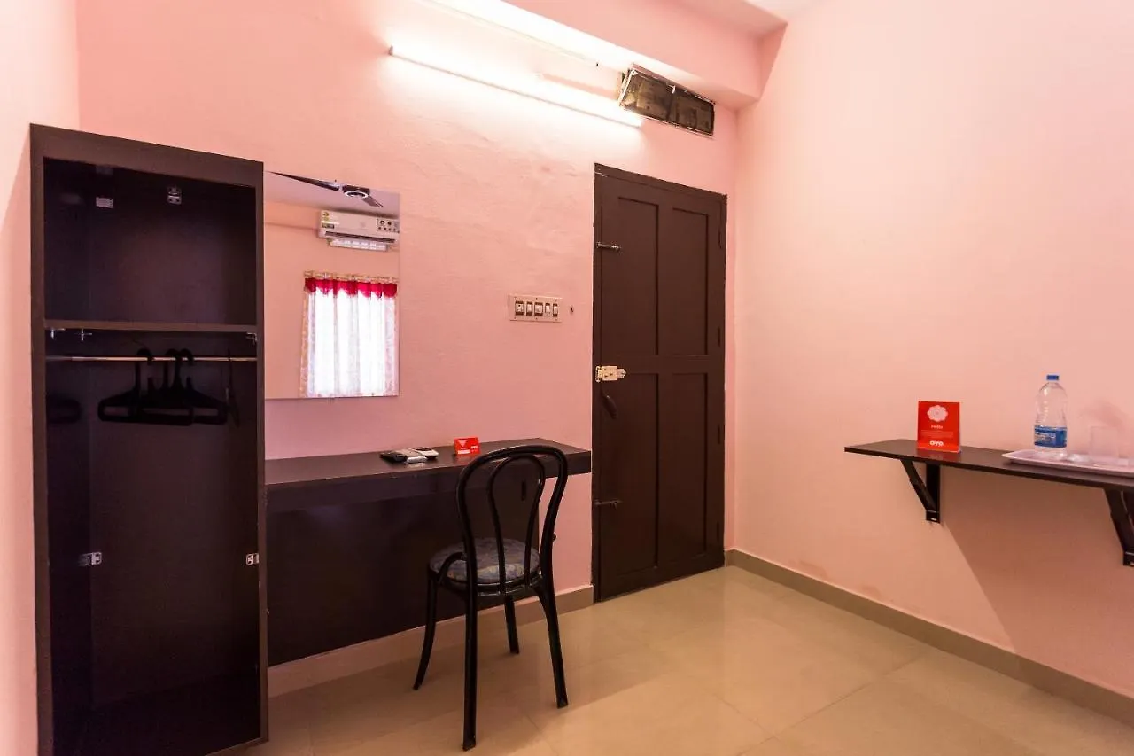 Oyo 15598 Cochin Airport Hotel Nedumbassery India
